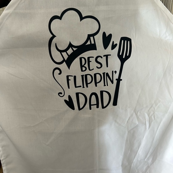 Best Flippin' Dad Apron- great for dad to wear when barbecuing for the family- - Picture 5 of 5